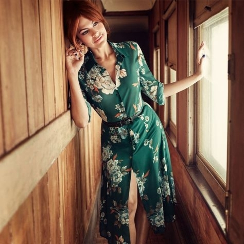Eva Mendes for New York & Company Teal Floral Robe
